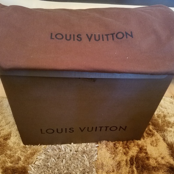 Louis vuitton - Picture 4 of 4